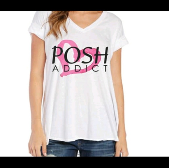 NWT POSH ADDICT  T-SHIRT in white - Picture 2 of 4